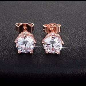 14K White / Rose Gold 1.Ct Diamond Stud Earrings